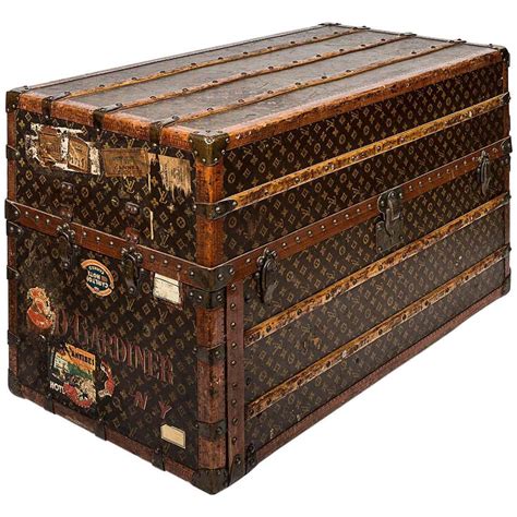 vertical trunk louis vuitton|Louis Vuitton wardrobe trunk.